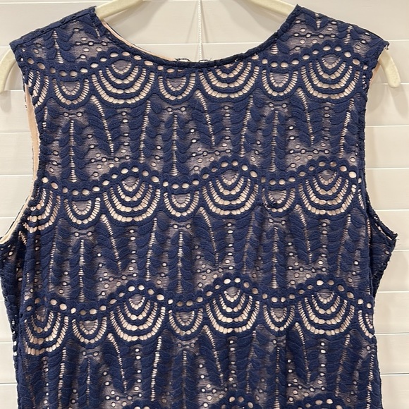 Sharagano Navy Lace Dress with Tan Slip Underneath Dress Up or Wear Casual sz.10 - Picture 3 of 10